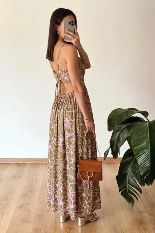 Robe-bretelles-ajustables-et-lanières-dos_4
